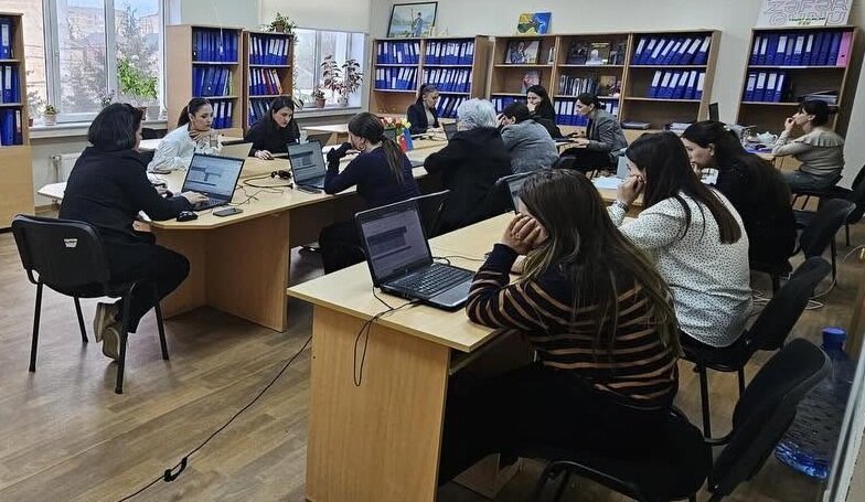 Kollecdə təşkil olunan professional Excel təlimi uğurla başa çatıb